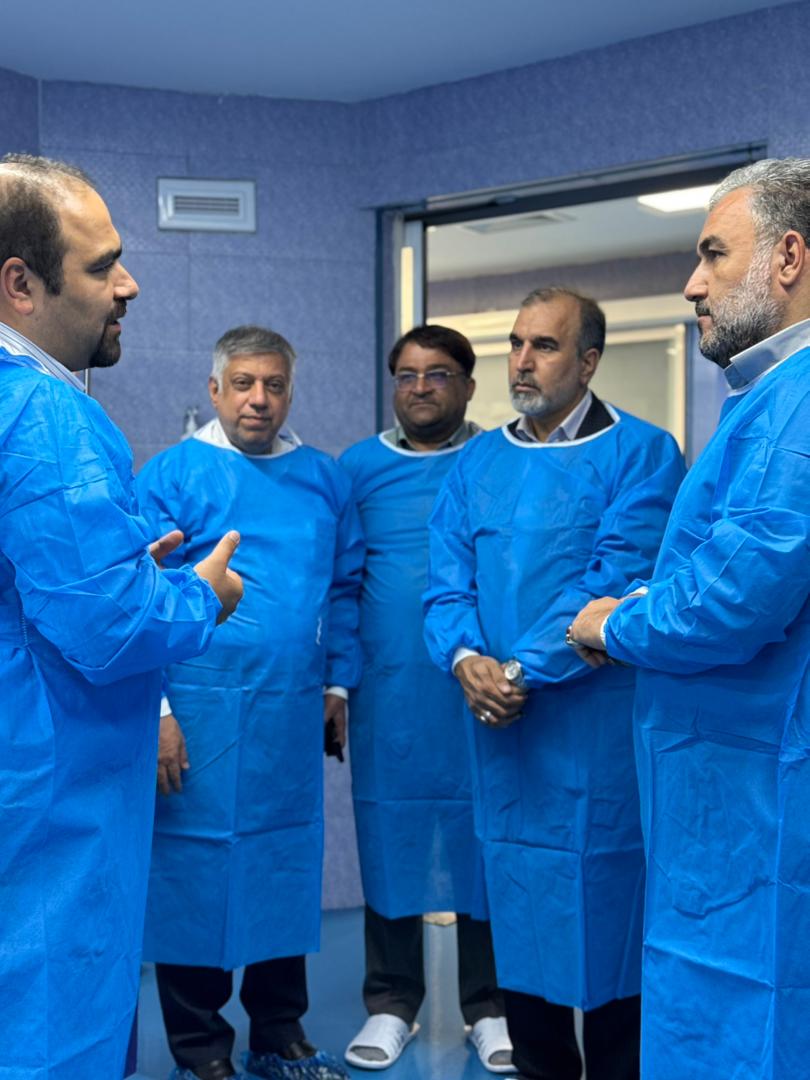 بازدید فرماندار قم از مرکز فوق‌تخصصی درمان ناباروری و جراحی محدود طهورا؛ الگویی از خدمت به خانواده و تحقق سیاست‌های جمعیتی کشور